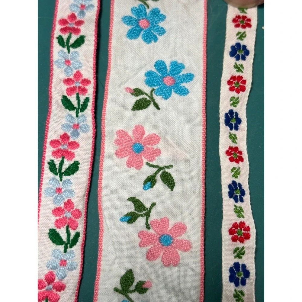 Vintage Floral Embroidered Ribbon and White Eyelet Lace Trim Sewing Notions Lot